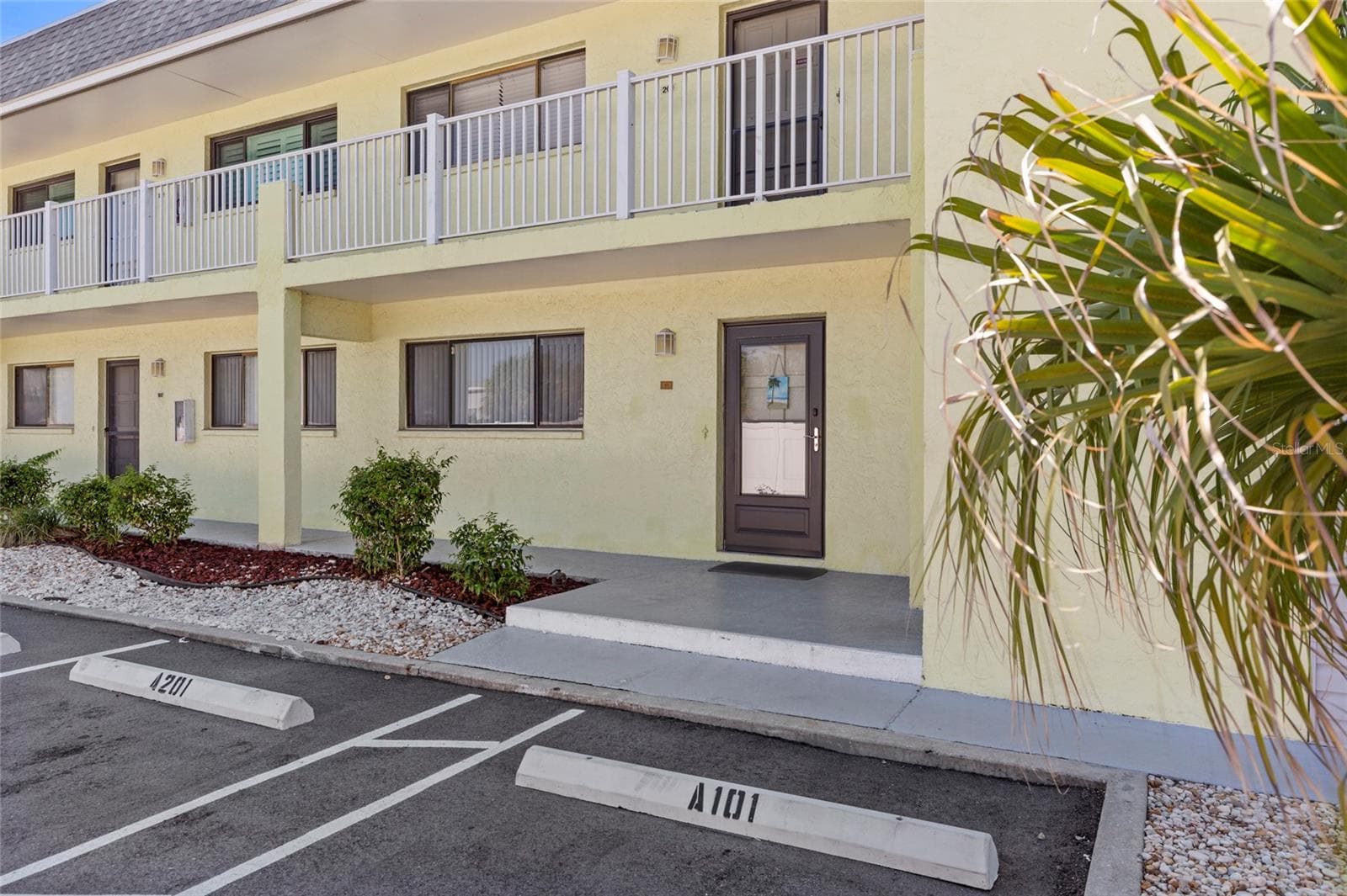 Condominium at 6703 MIDNIGHT PASS RD #101, SARASOTA, photo 8 of 46