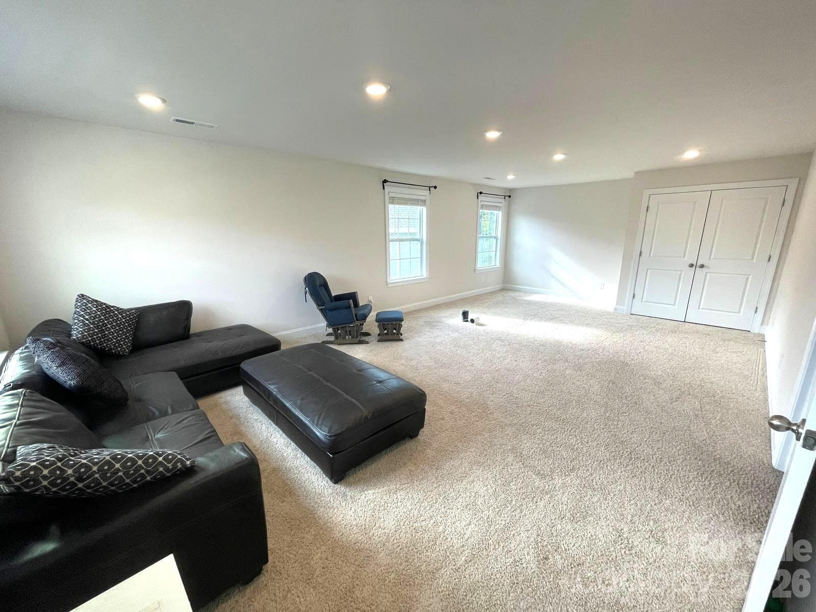 Single Family Residence at 3248 Stephen Pace Trail, Huntersville, photo 18 of 33