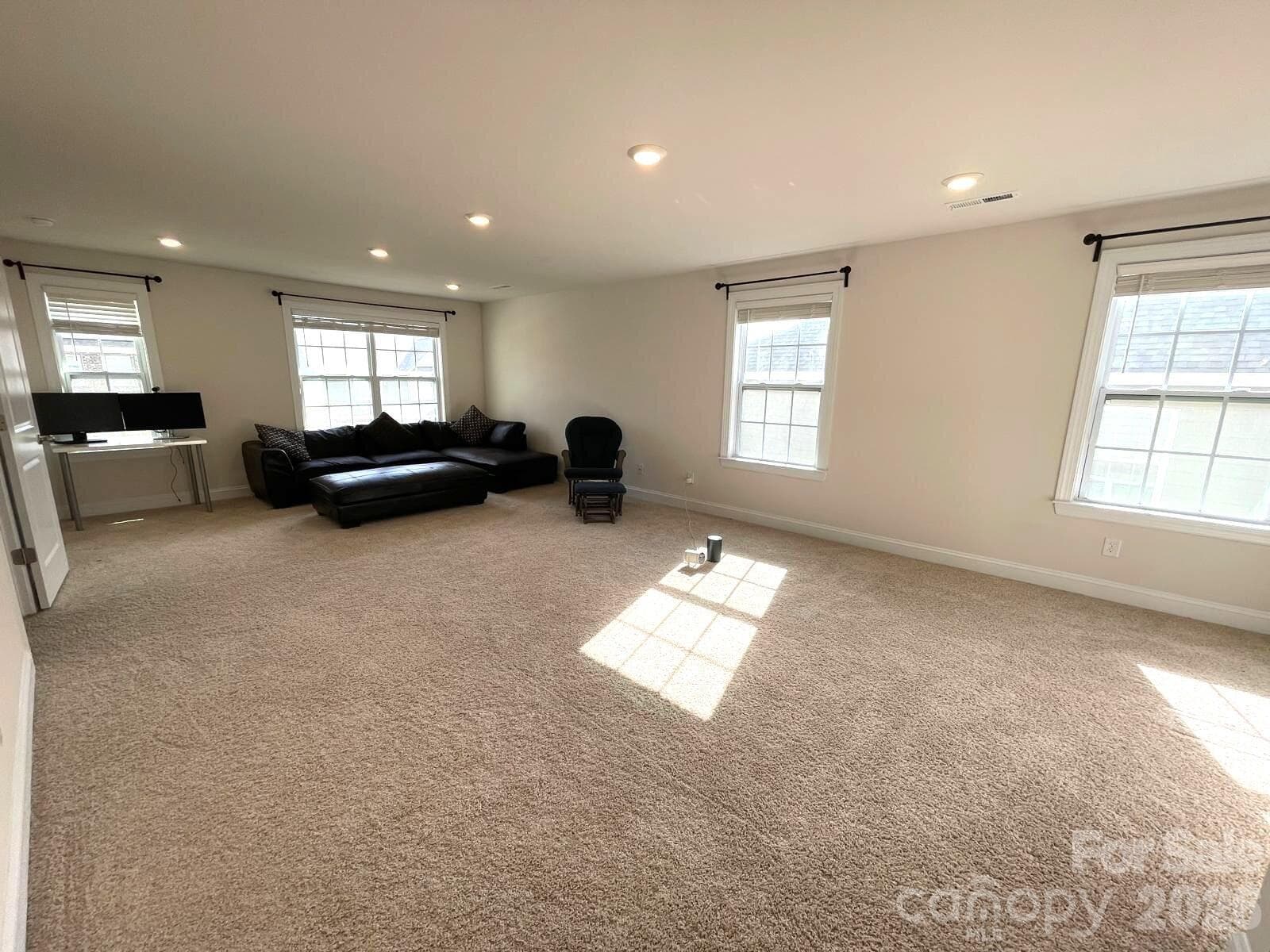 Single Family Residence at 3248 Stephen Pace Trail, Huntersville, photo 19 of 33