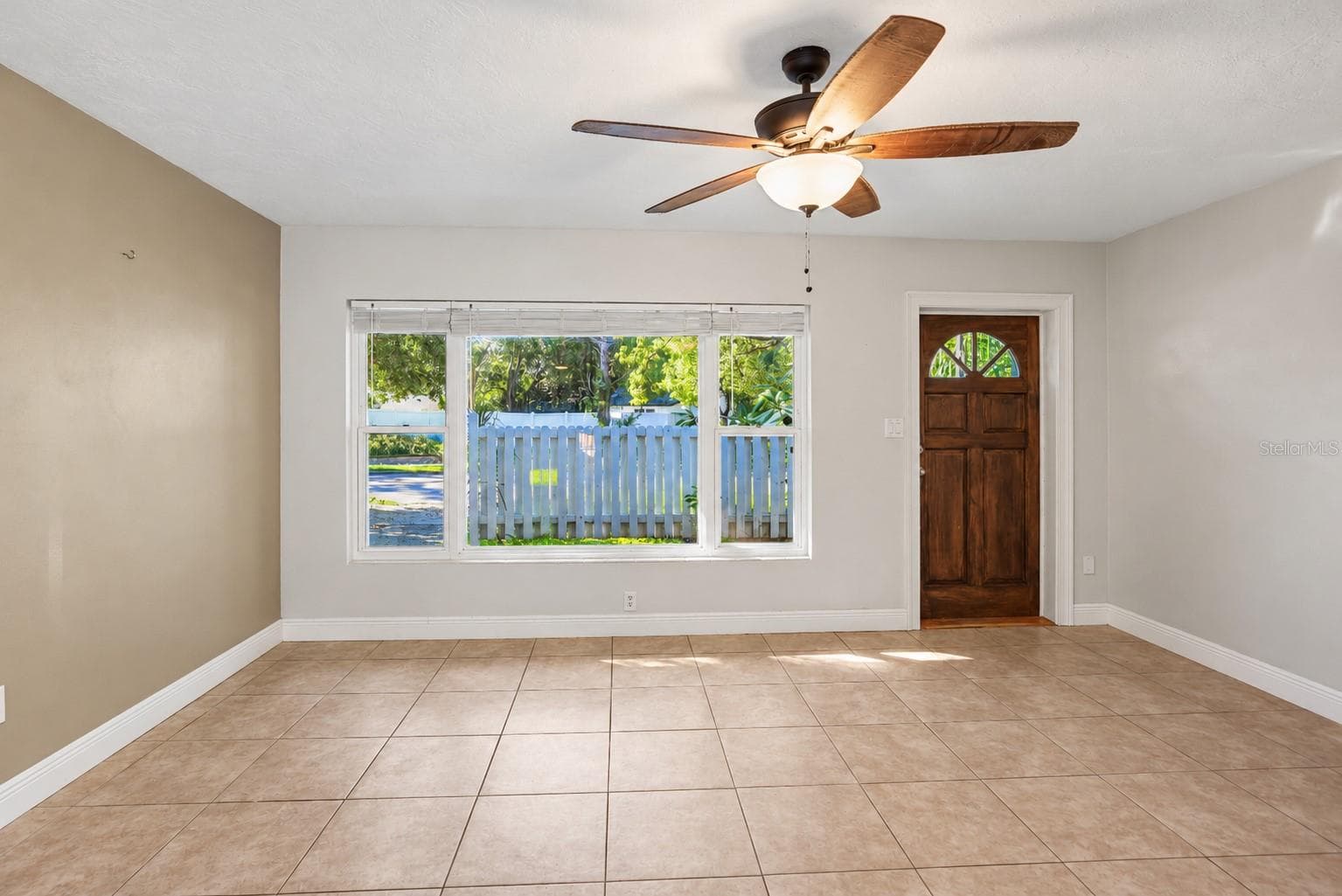 Single Family Residence at 730 SAN CHRISTOPHER DR, DUNEDIN, photo 3 of 25