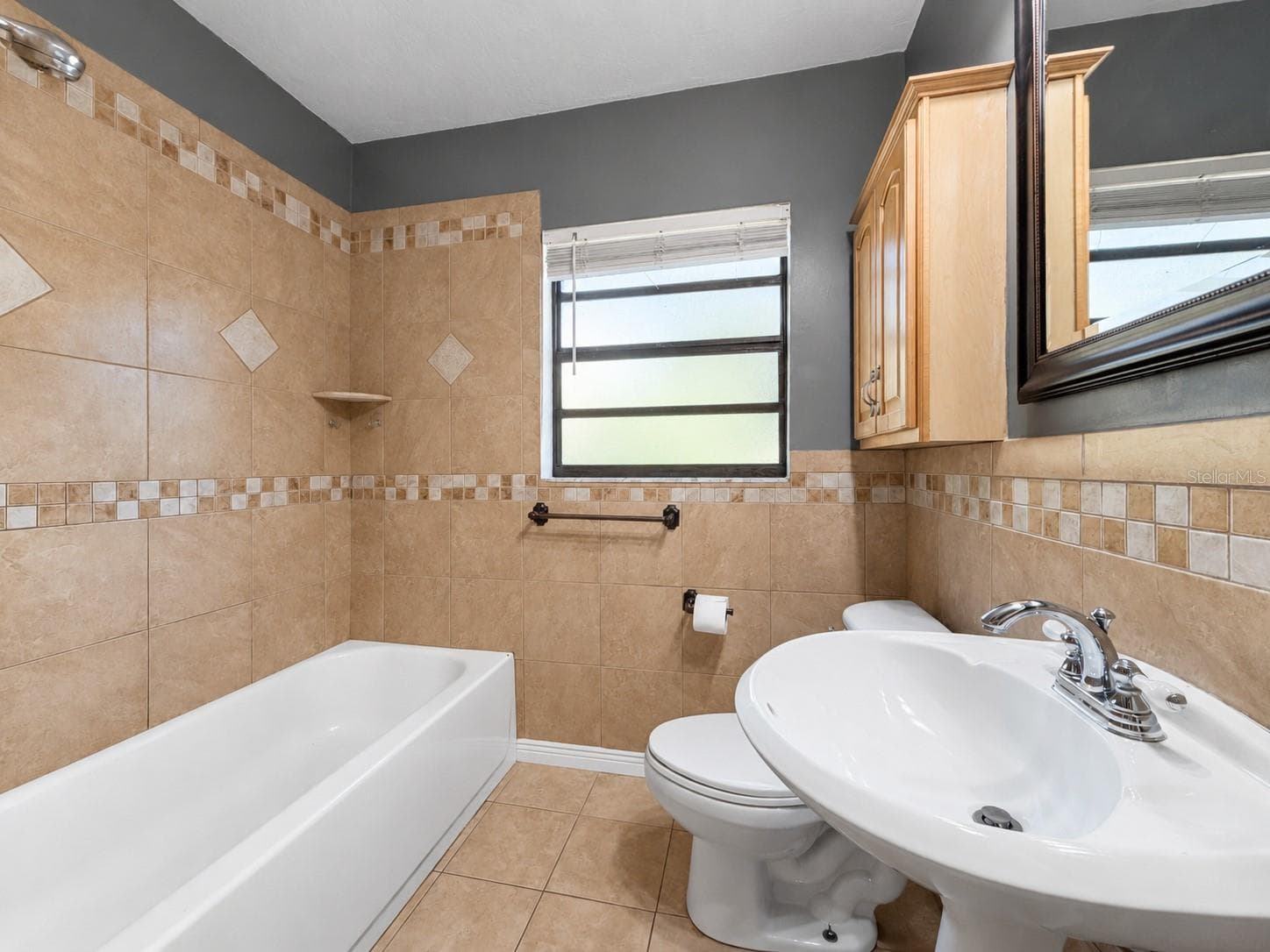 Single Family Residence at 730 SAN CHRISTOPHER DR, DUNEDIN, photo 16 of 25