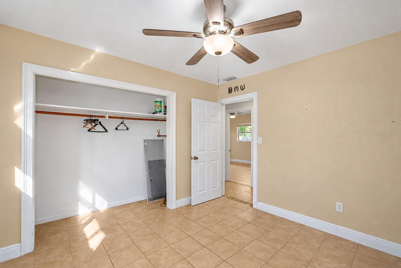Single Family Residence at 730 SAN CHRISTOPHER DR, DUNEDIN, photo 18 of 25