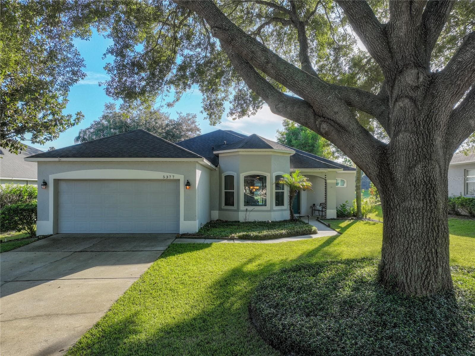 5377 RED LEAF CT