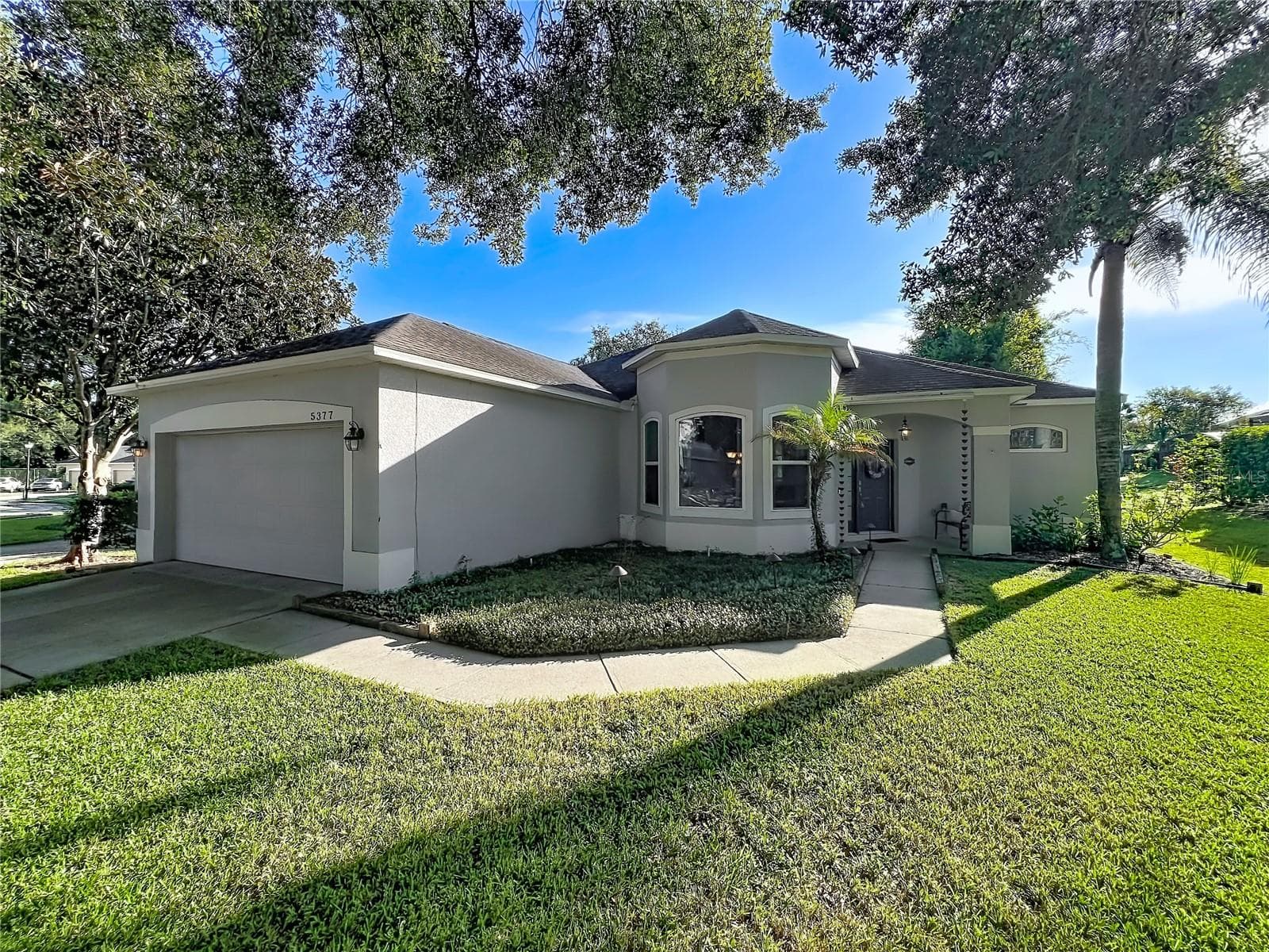 All new windows in 2022! - 5377 RED LEAF CT, OVIEDO