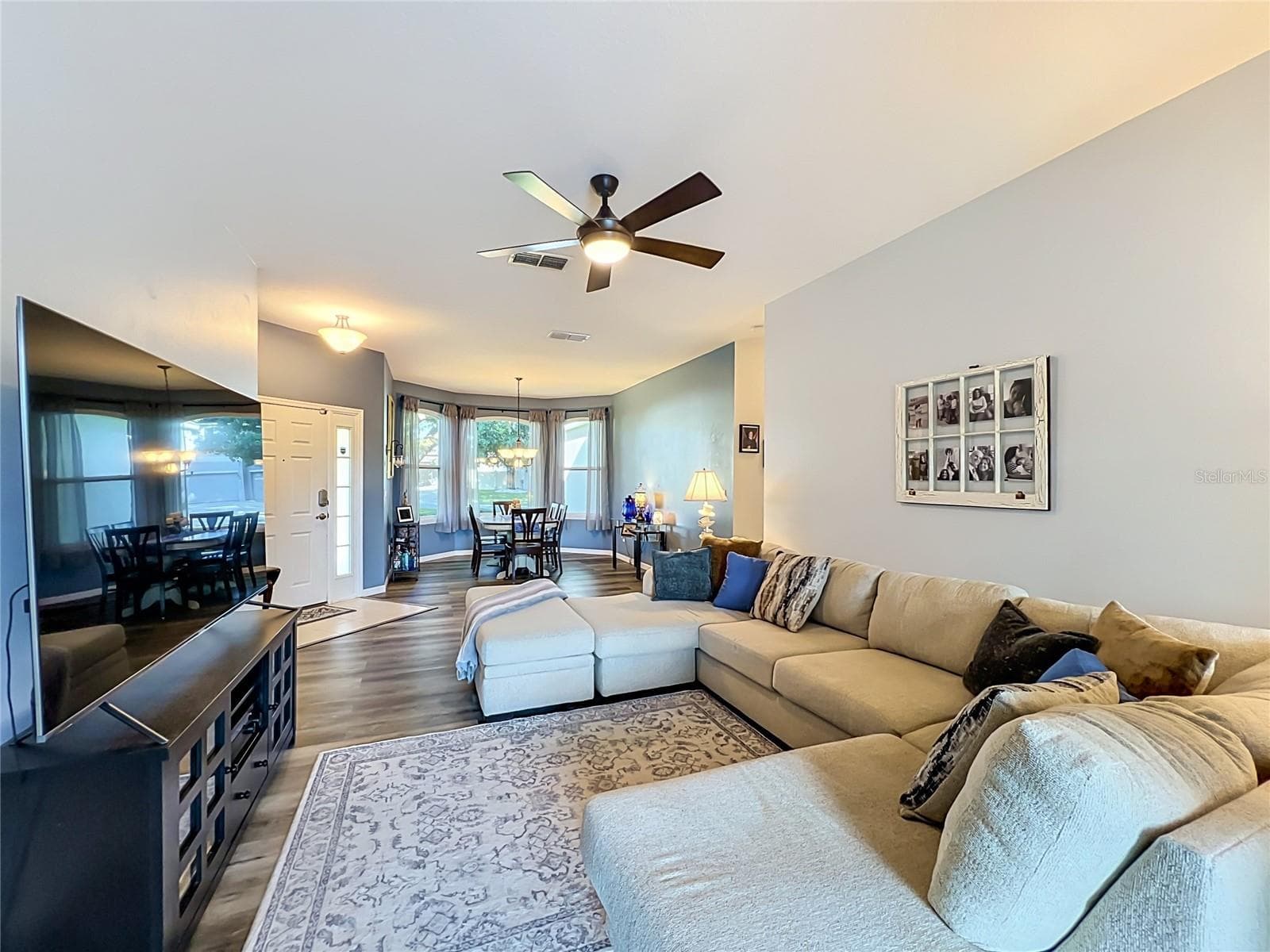 Double the space, make it your own! - 5377 RED LEAF CT, OVIEDO