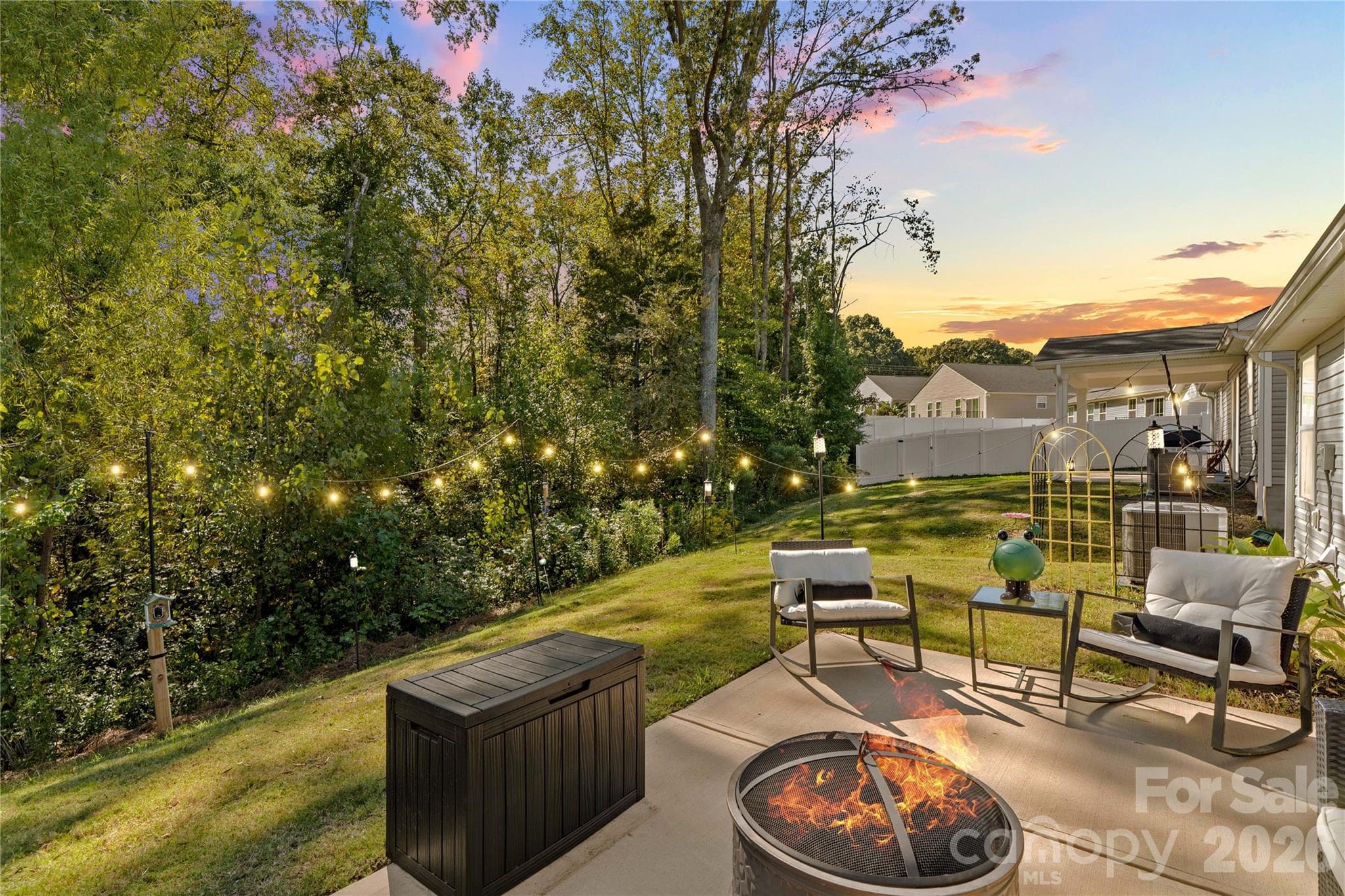 Single Family Residence at 4208 Jones Creek Lane, Charlotte, photo 39 of 41