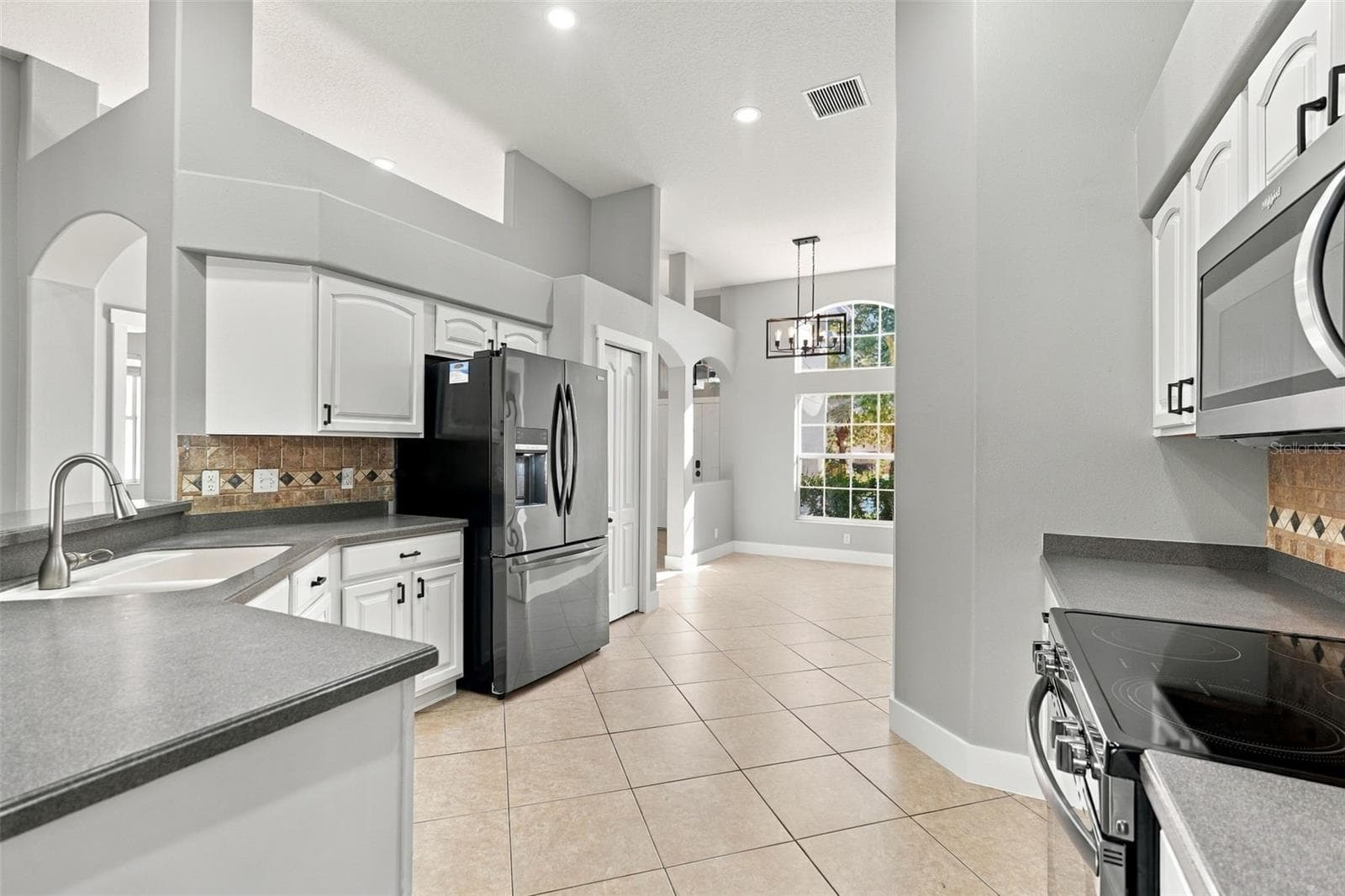 kitchen - 4006 30TH LN E, BRADENTON