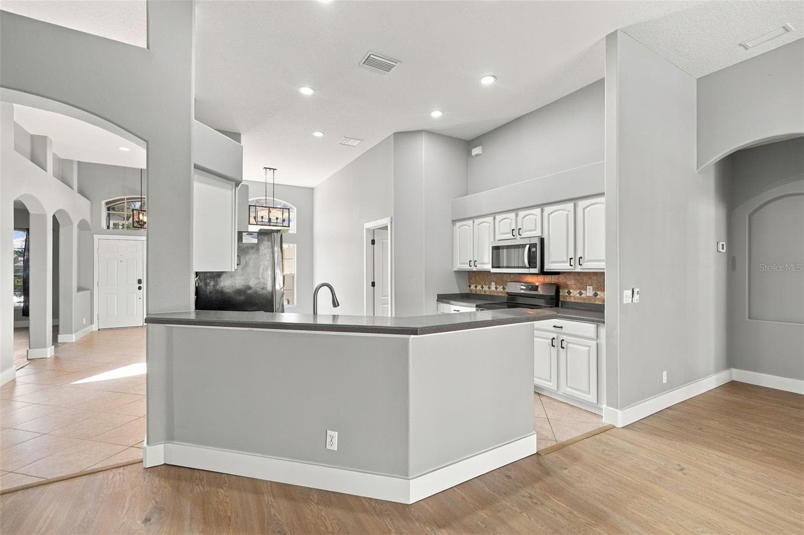 kitchen/great room - 4006 30TH LN E, BRADENTON