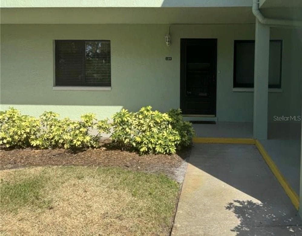 Condominium at 129 CARYL WAY #129, OLDSMAR, photo 2 of 10