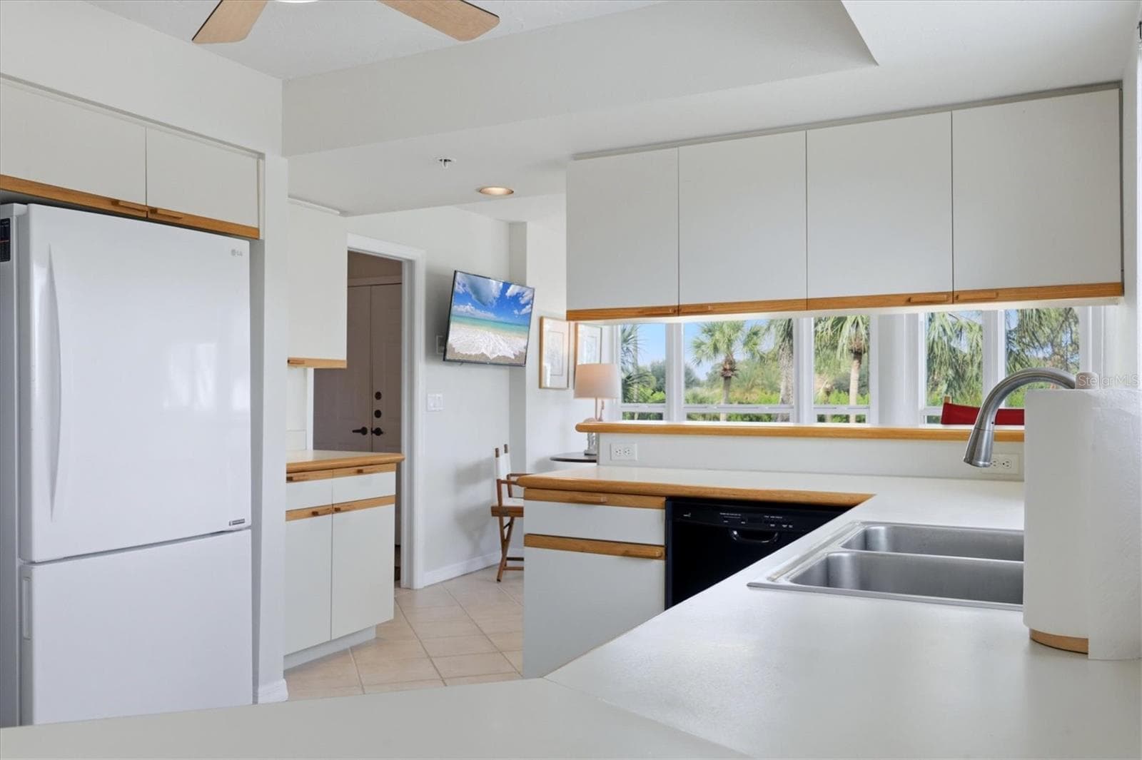 Condominium at 11000 PLACIDA RD #2201, PLACIDA, photo 13 of 64