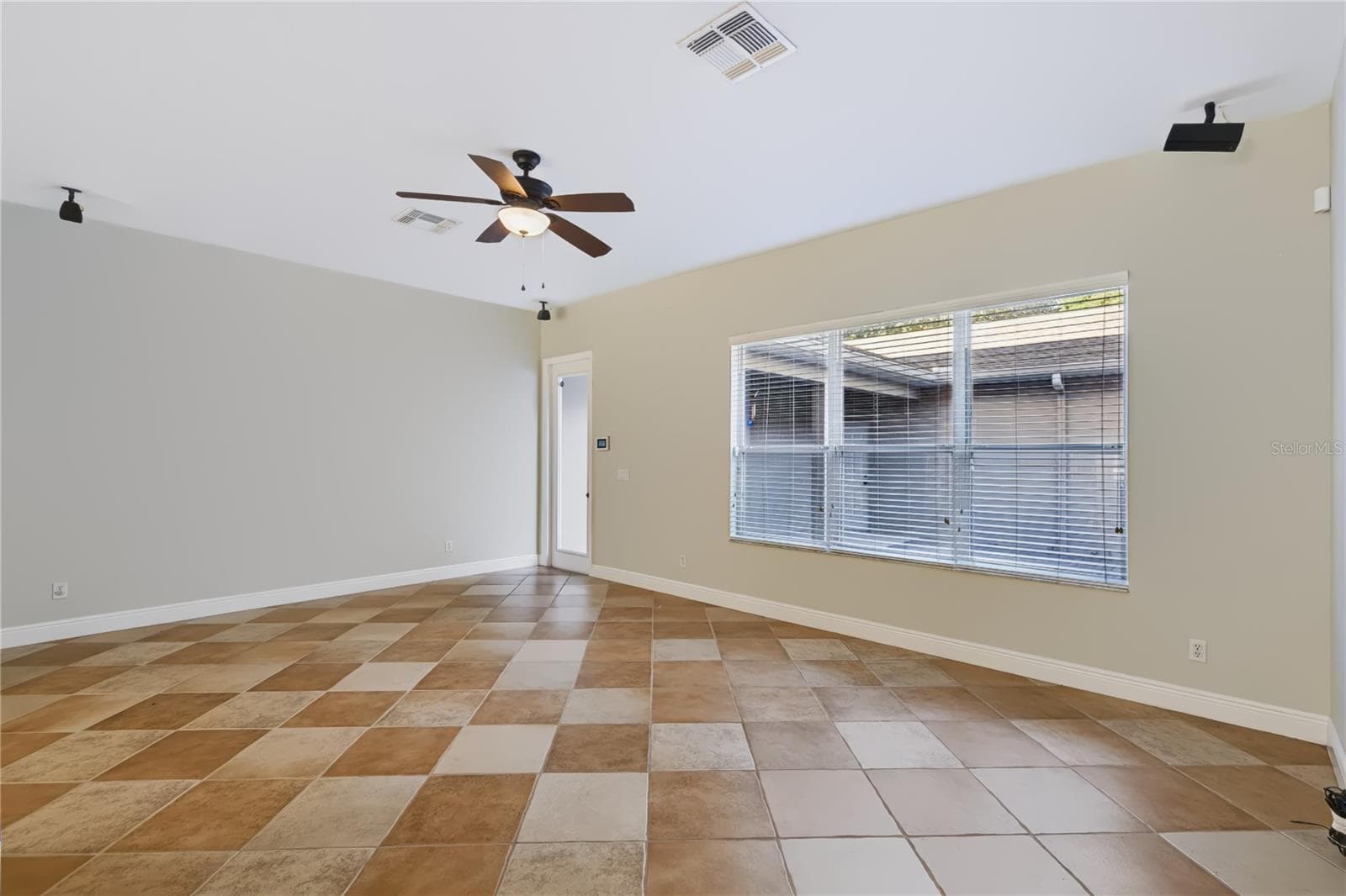 Townhouse at 1530 TALLY CIR, OVIEDO, photo 22 of 83