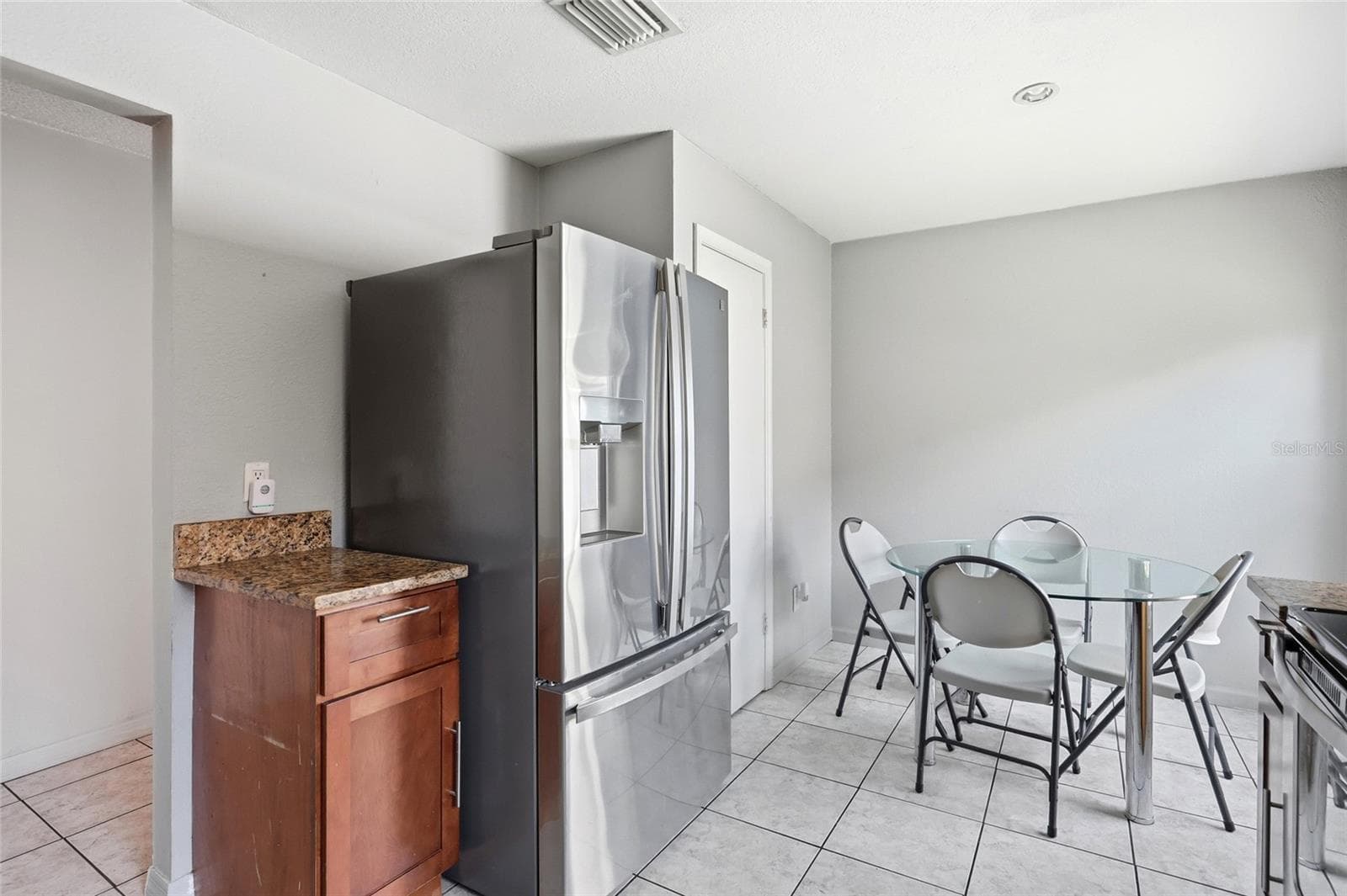 Single Family Residence at 3114 PINTO DR, KISSIMMEE, photo 11 of 39