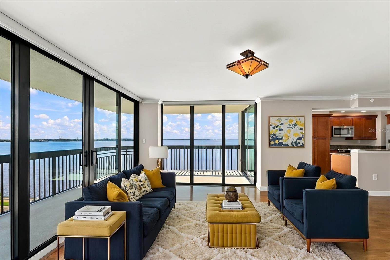 Condominium at 2413 BAYSHORE BLVD #1005, TAMPA, photo 10 of 57