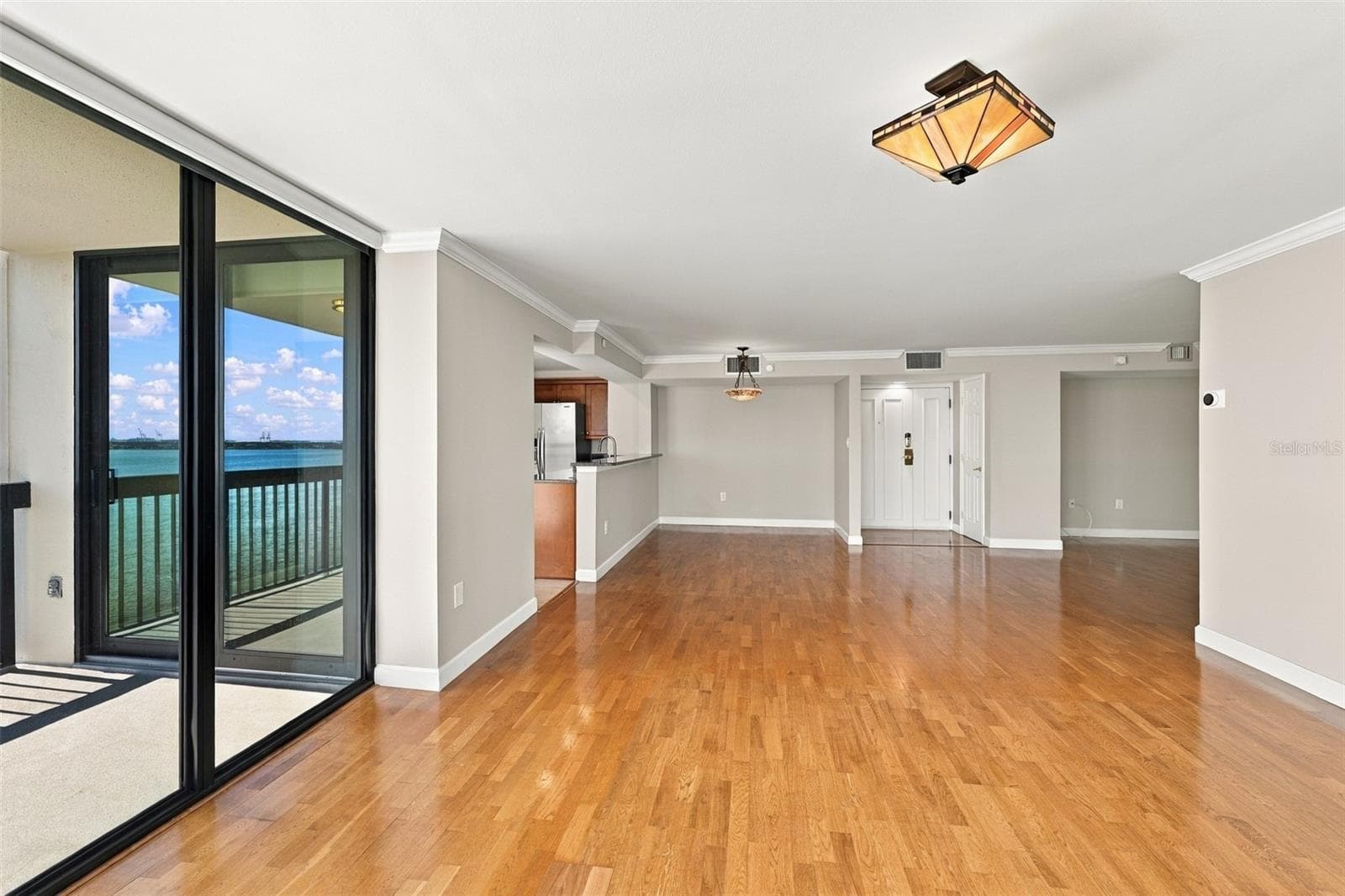 Condominium at 2413 BAYSHORE BLVD #1005, TAMPA, photo 13 of 57