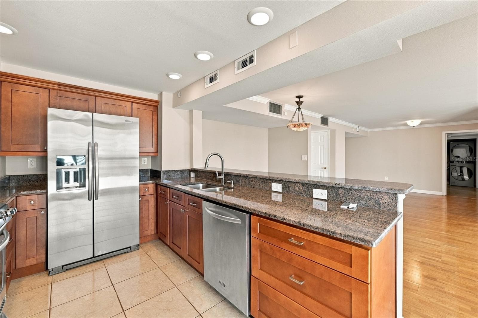 Condominium at 2413 BAYSHORE BLVD #1005, TAMPA, photo 21 of 57