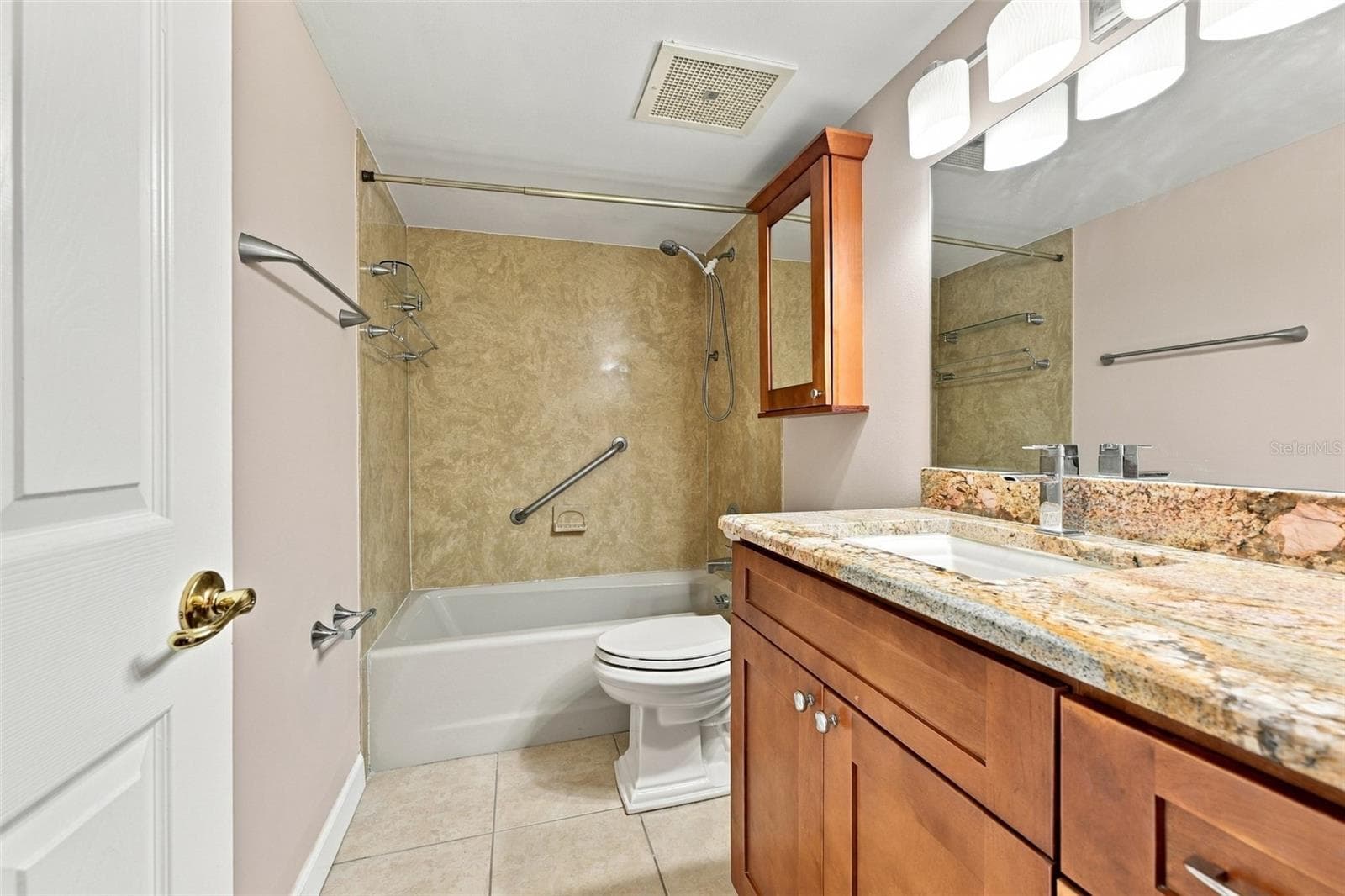 Condominium at 2413 BAYSHORE BLVD #1005, TAMPA, photo 30 of 57