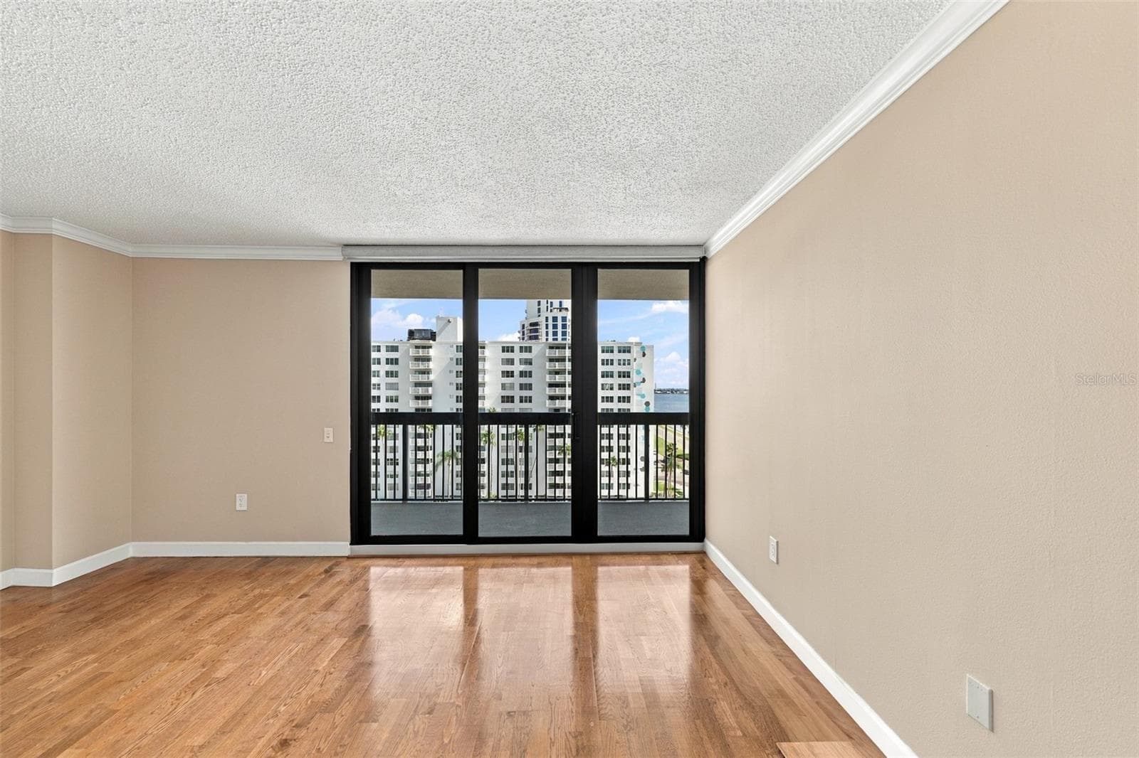 Condominium at 2413 BAYSHORE BLVD #1005, TAMPA, photo 33 of 57
