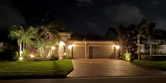 Single Family Residence at 6827 GOSPORT CV, BRADENTON, photo 7 of 96