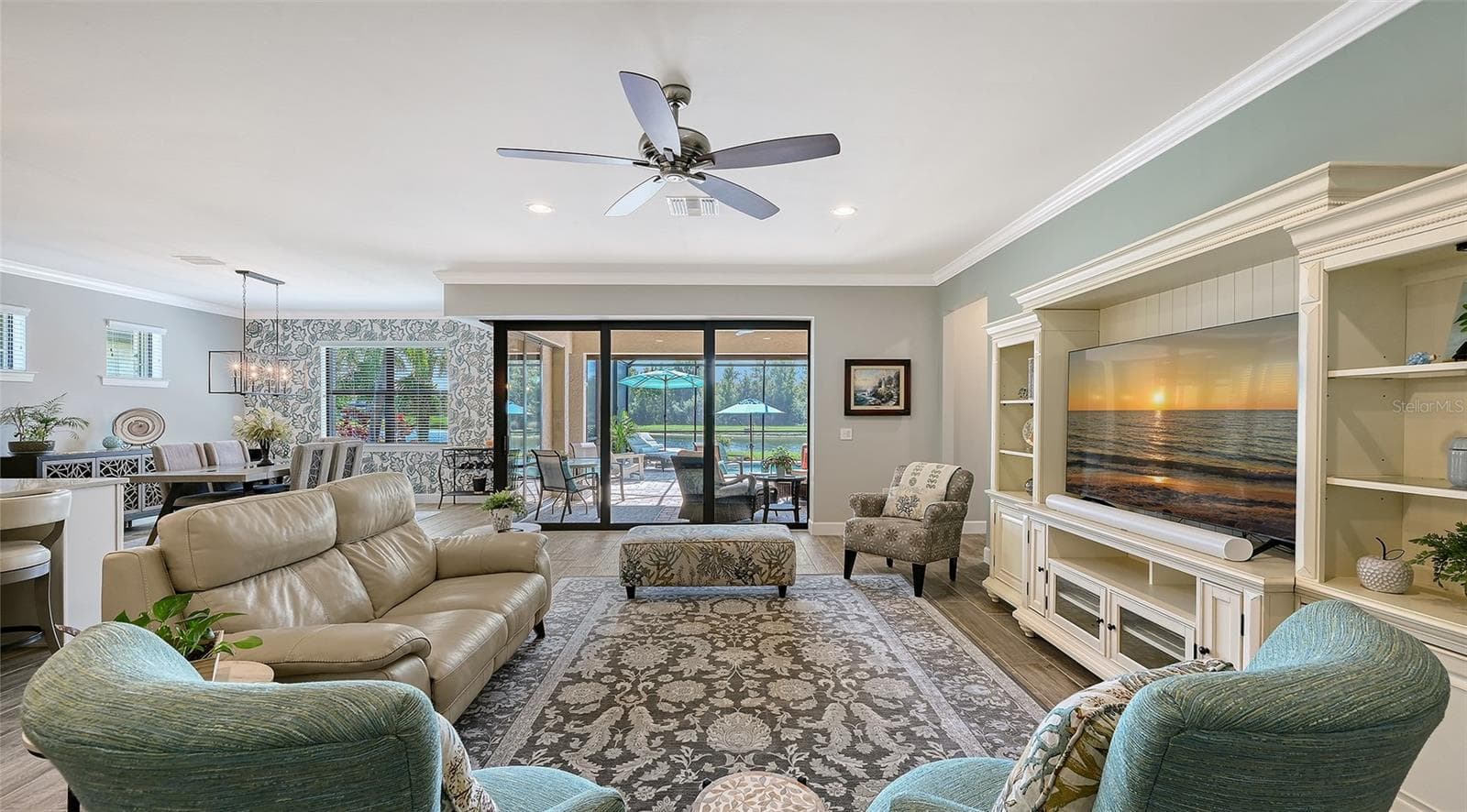 Single Family Residence at 6827 GOSPORT CV, BRADENTON, photo 16 of 96
