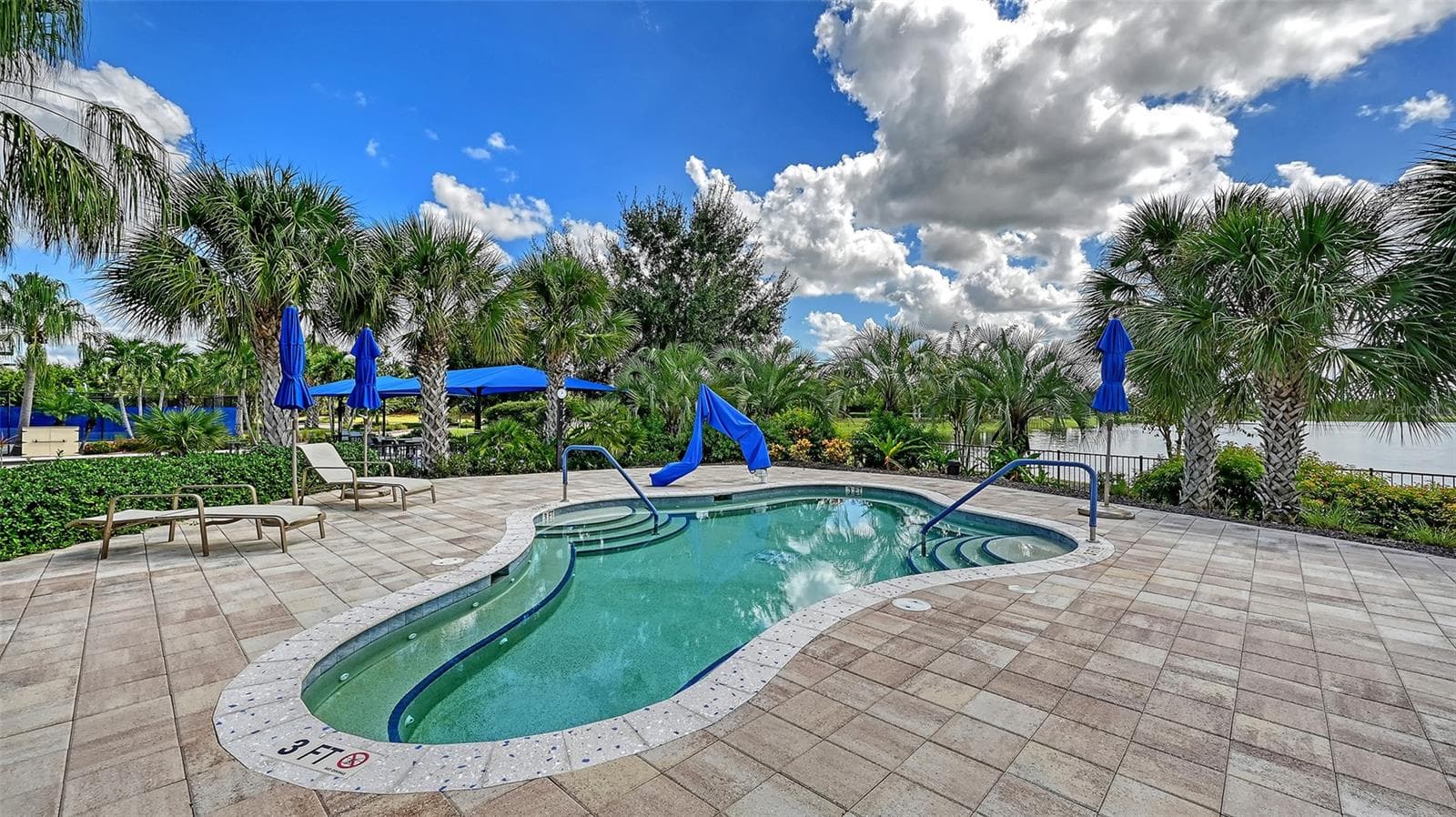 Single Family Residence at 6827 GOSPORT CV, BRADENTON, photo 90 of 96