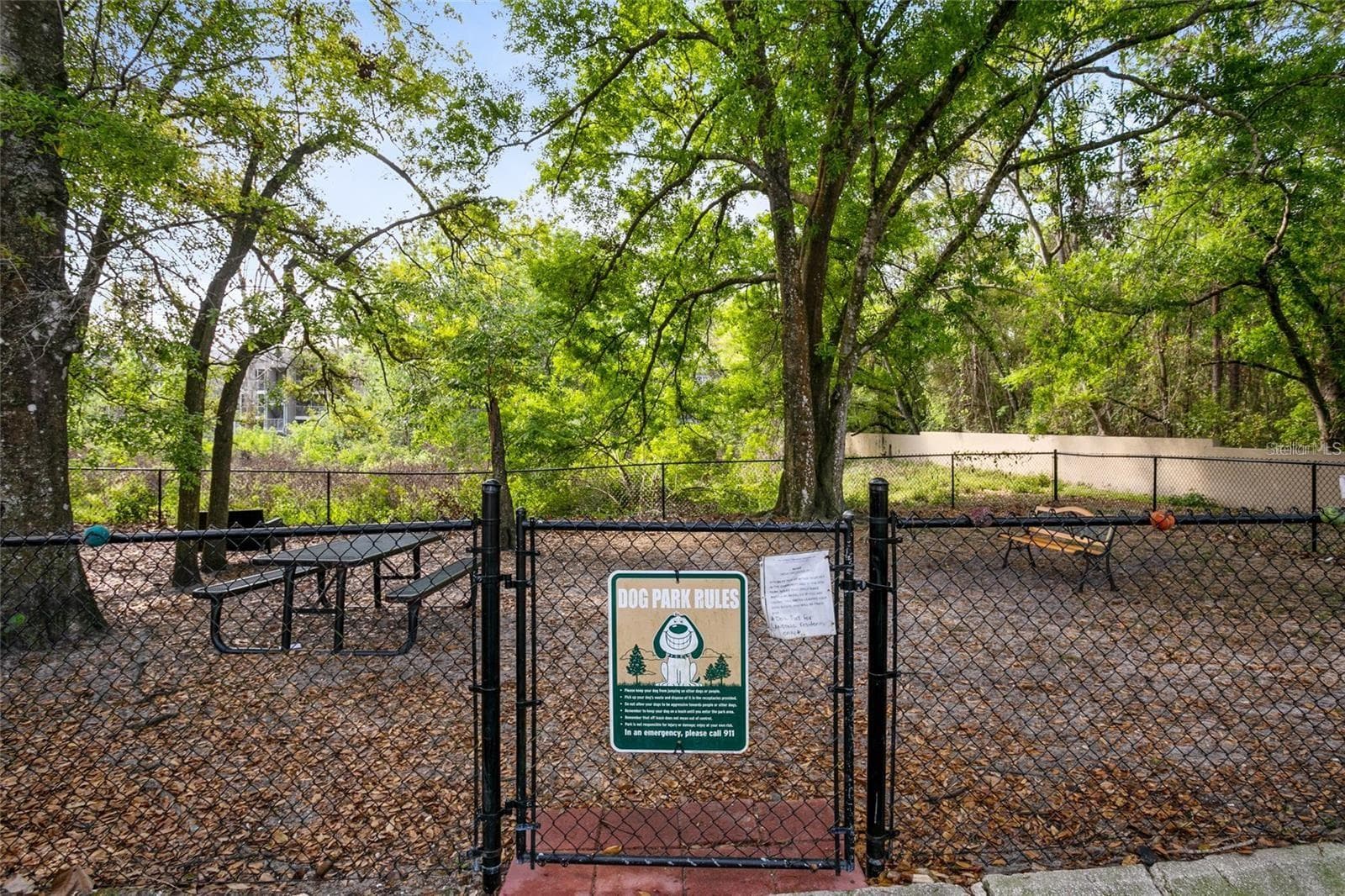 Community dog park - 615 DORY LN #104, ALTAMONTE SPRINGS