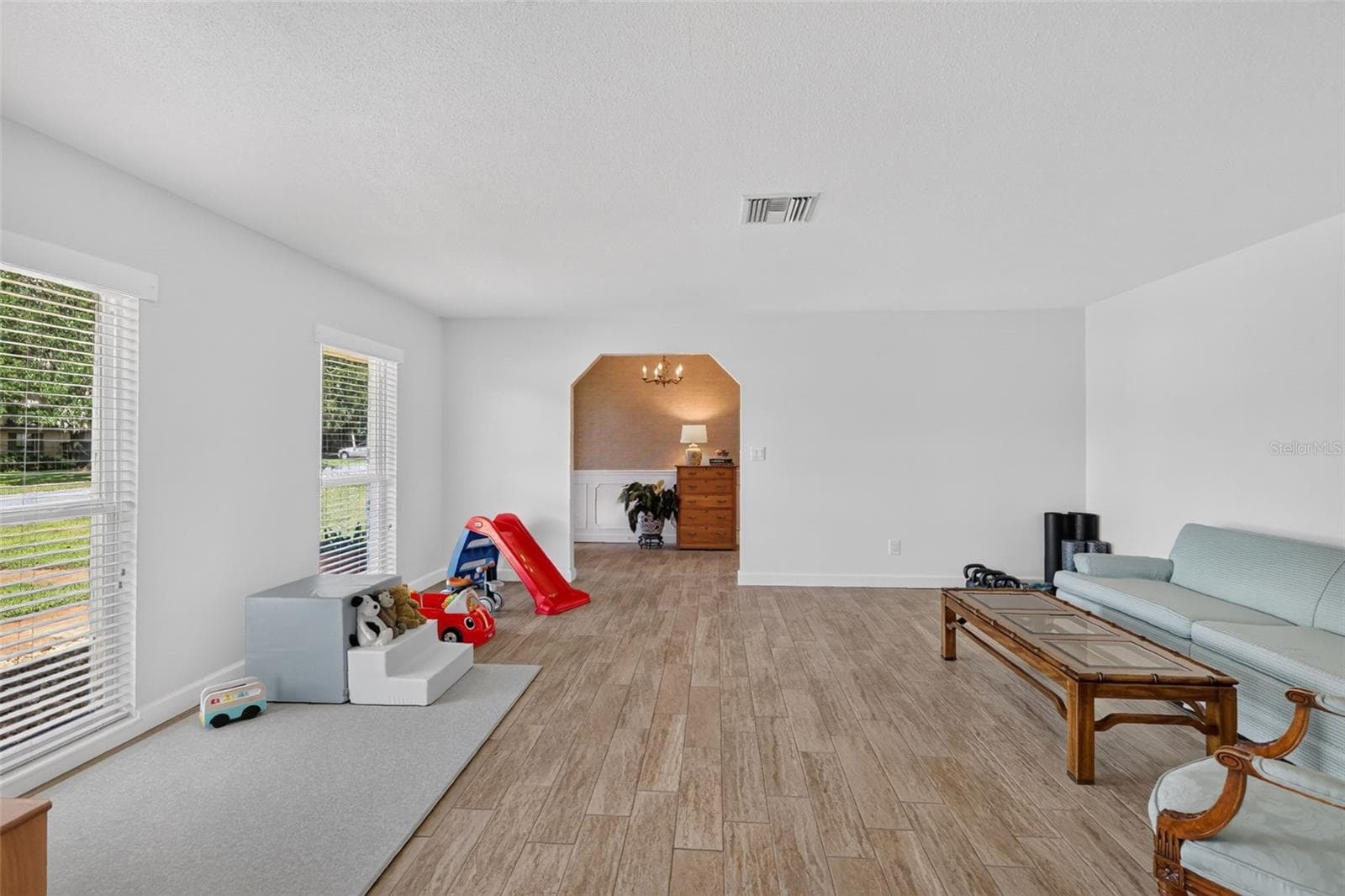 Single Family Residence at 1307 LA SALIDA WAY, LEESBURG, photo 8 of 35