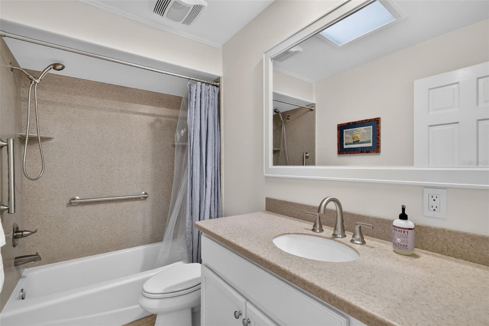 Single Family Residence at 1307 LA SALIDA WAY, LEESBURG, photo 25 of 35