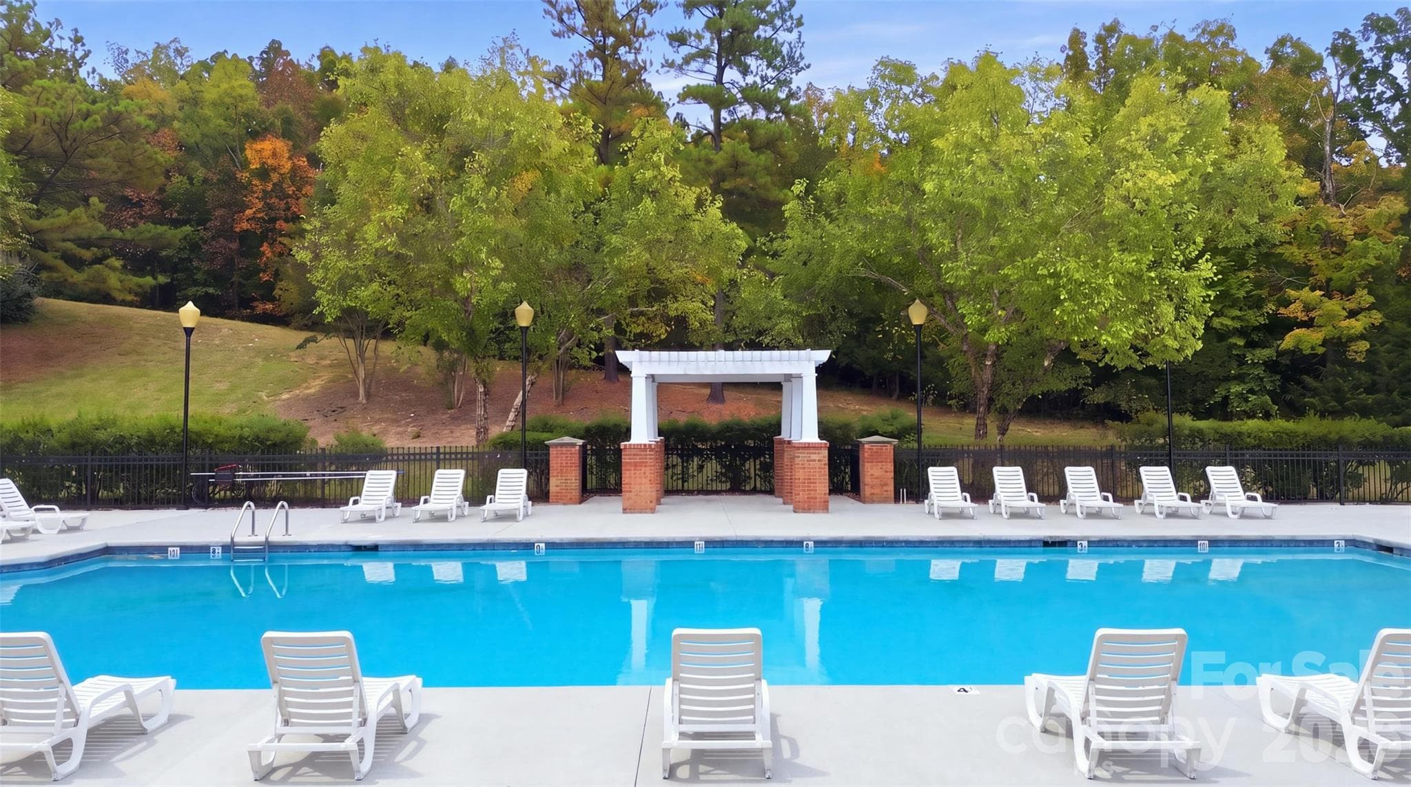 Condominium at 11232 Hyde Pointe Court, Charlotte, photo 39 of 43