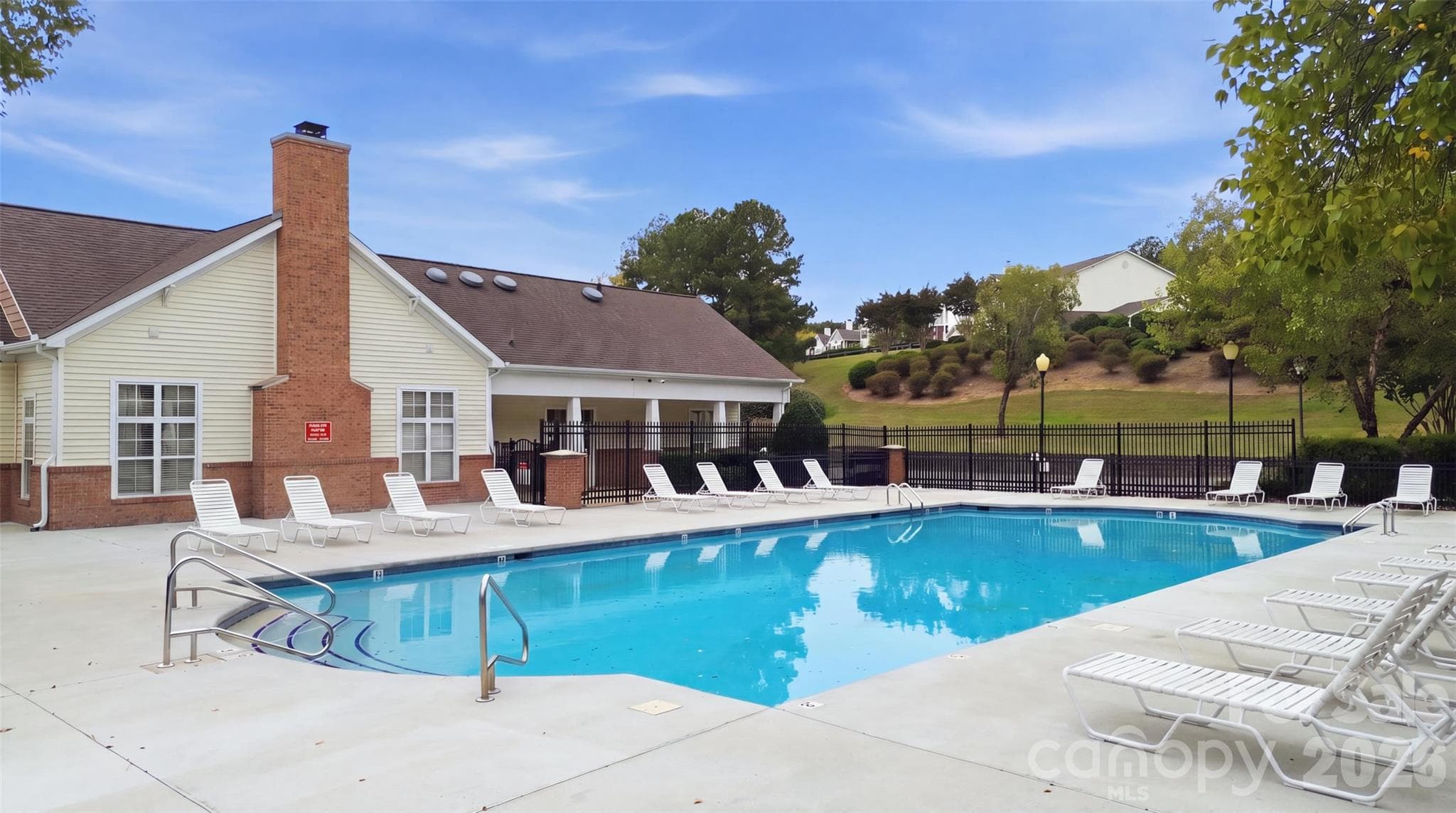 Condominium at 11232 Hyde Pointe Court, Charlotte, photo 41 of 43
