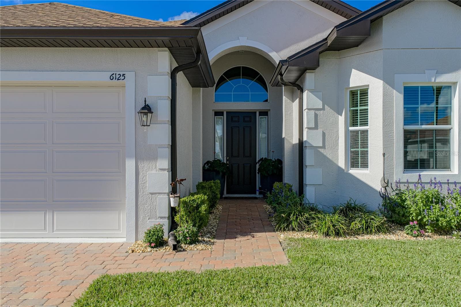 Front entry - 6125 PEBBLE BEACH BLVD, WINTER HAVEN