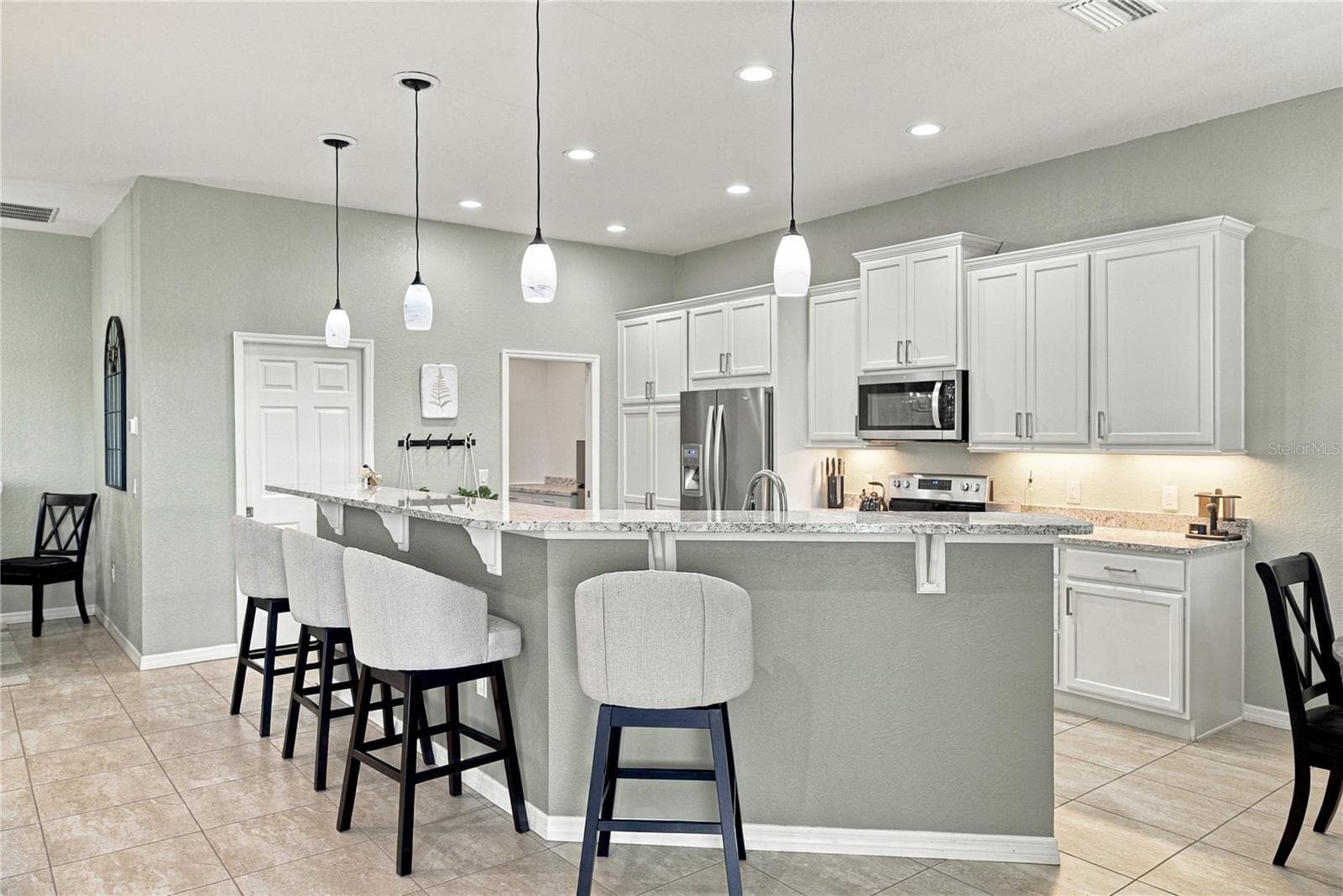 Kitchen - 6125 PEBBLE BEACH BLVD, WINTER HAVEN