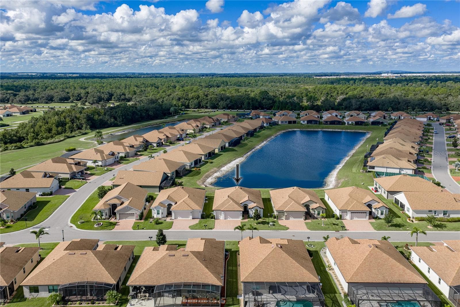 Neighborhood drone view - 6125 PEBBLE BEACH BLVD, WINTER HAVEN