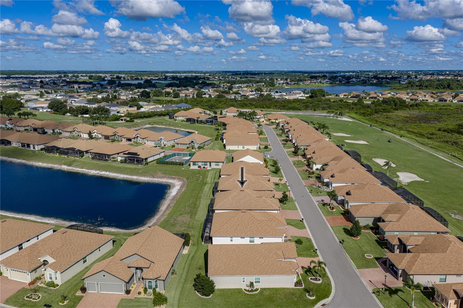 Neighborhood drone view - 6125 PEBBLE BEACH BLVD, WINTER HAVEN