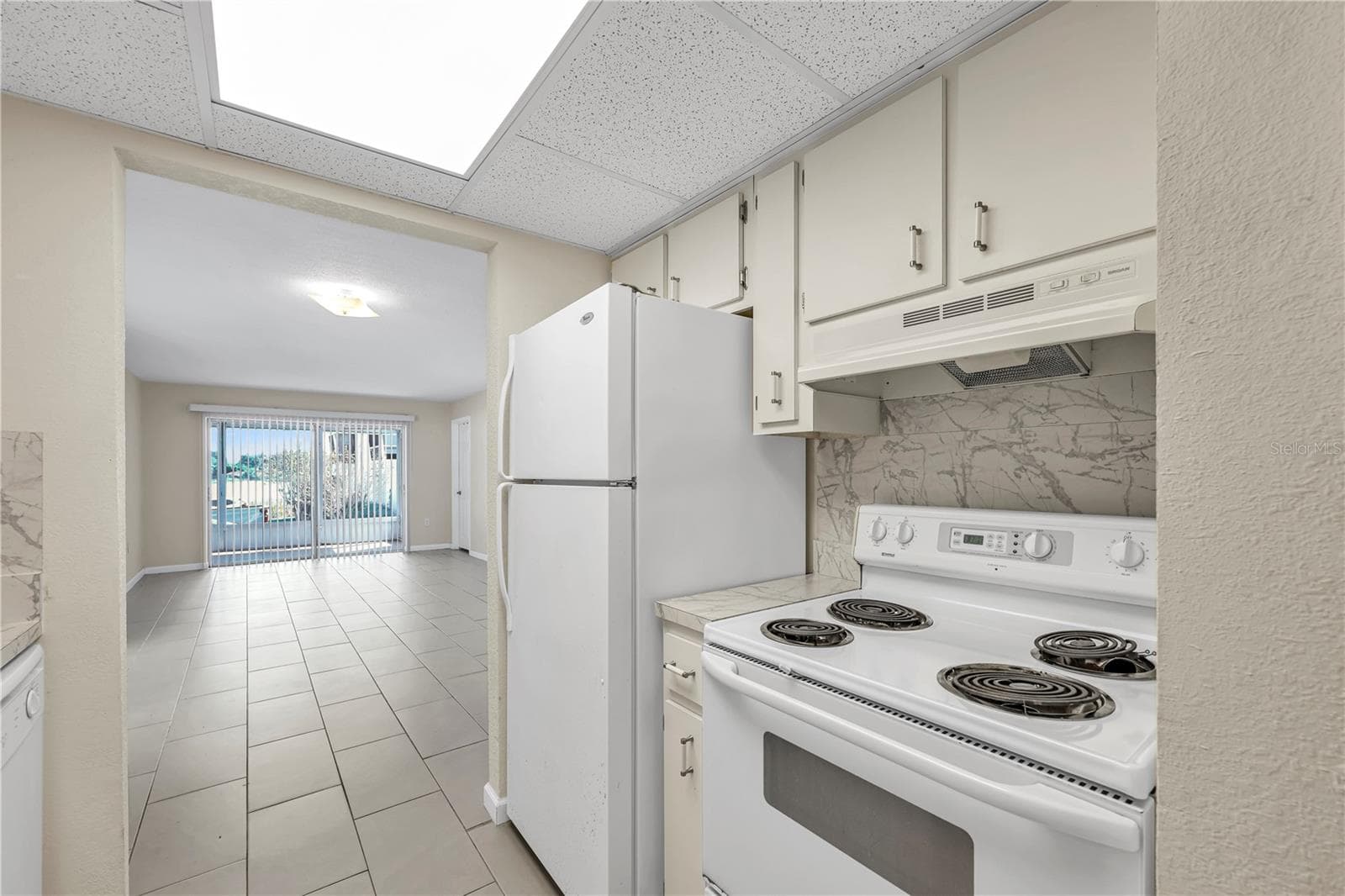 Condominium at 1550 11TH ST NE #B3, WINTER HAVEN, photo 9 of 28