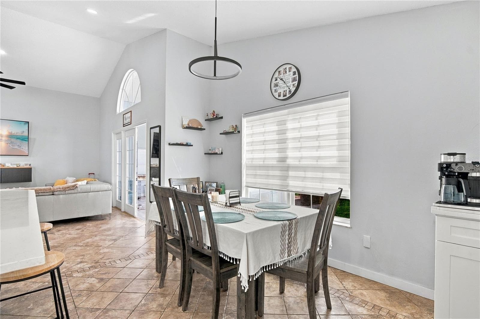 Single Family Residence at 101 N ABERDEEN CIR, SANFORD, photo 9 of 26