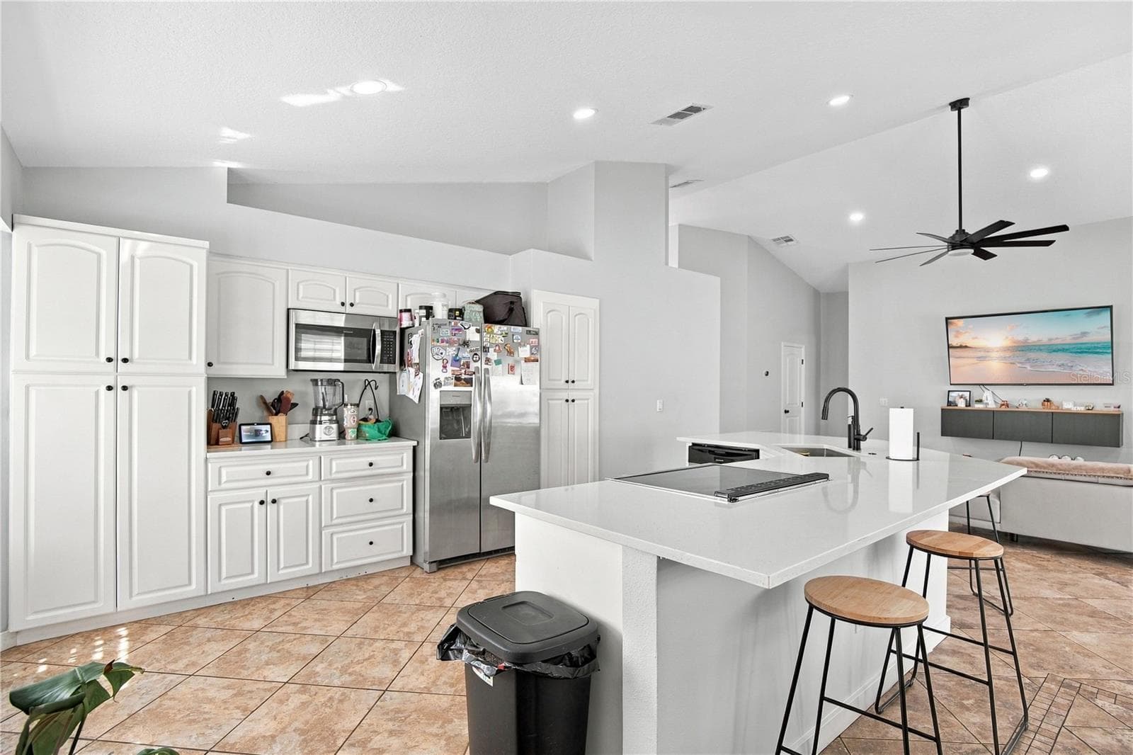 Single Family Residence at 101 N ABERDEEN CIR, SANFORD, photo 10 of 26