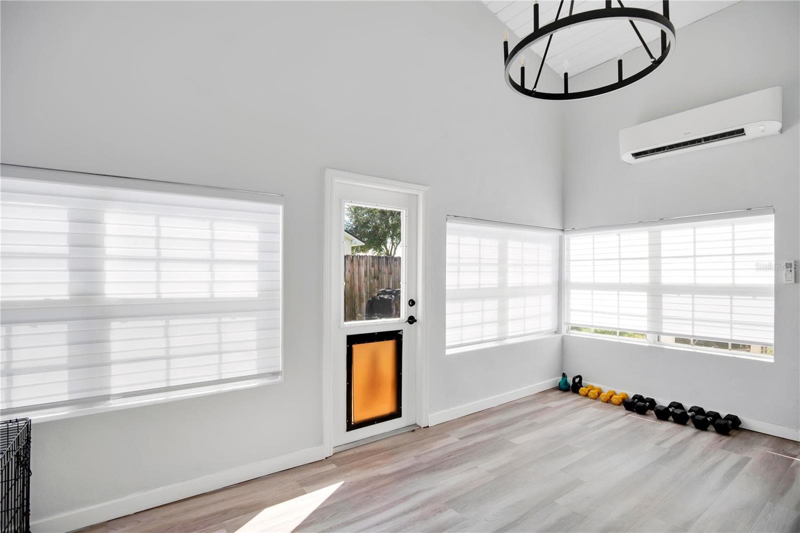 Single Family Residence at 101 N ABERDEEN CIR, SANFORD, photo 19 of 26