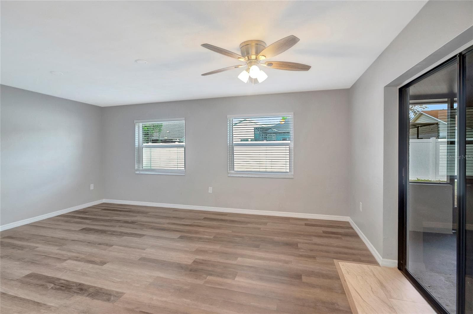 Single Family Residence at 7403 FOXBLOOM DR, PORT RICHEY, photo 32 of 48