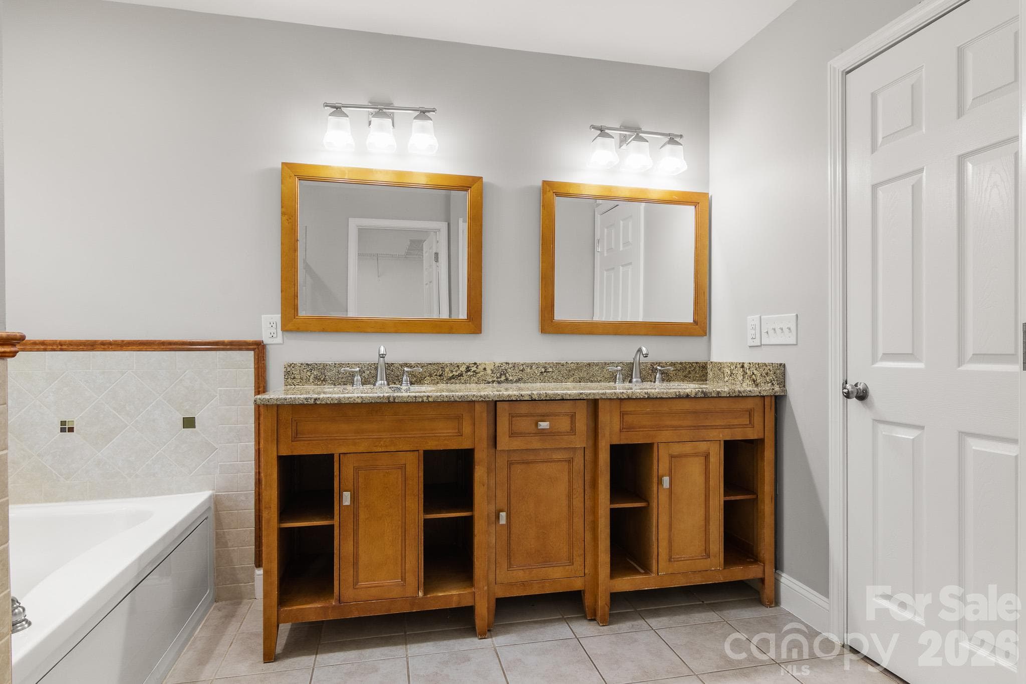 Single Family Residence at 139 Scarlet Tanager Road, Troutman, photo 31 of 48