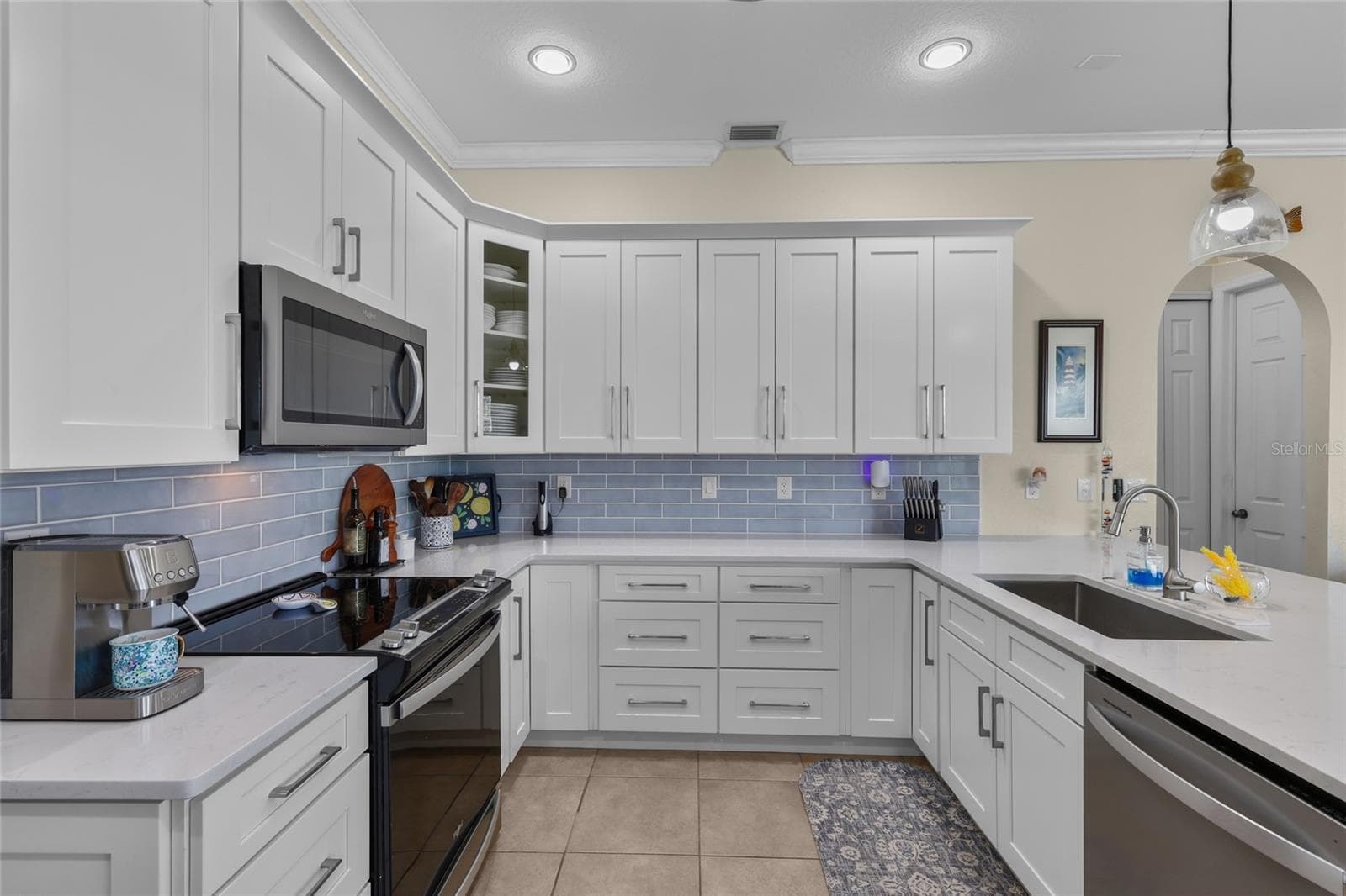 Single Family Residence at 4111 SE 10TH PL, CAPE CORAL, photo 5 of 58