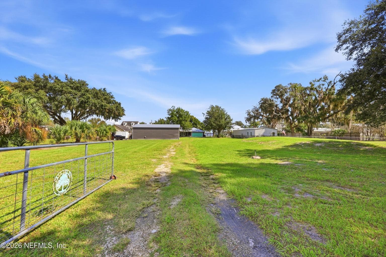 Front entrance gated - 424 CEDAR CREEK RD, PALATKA