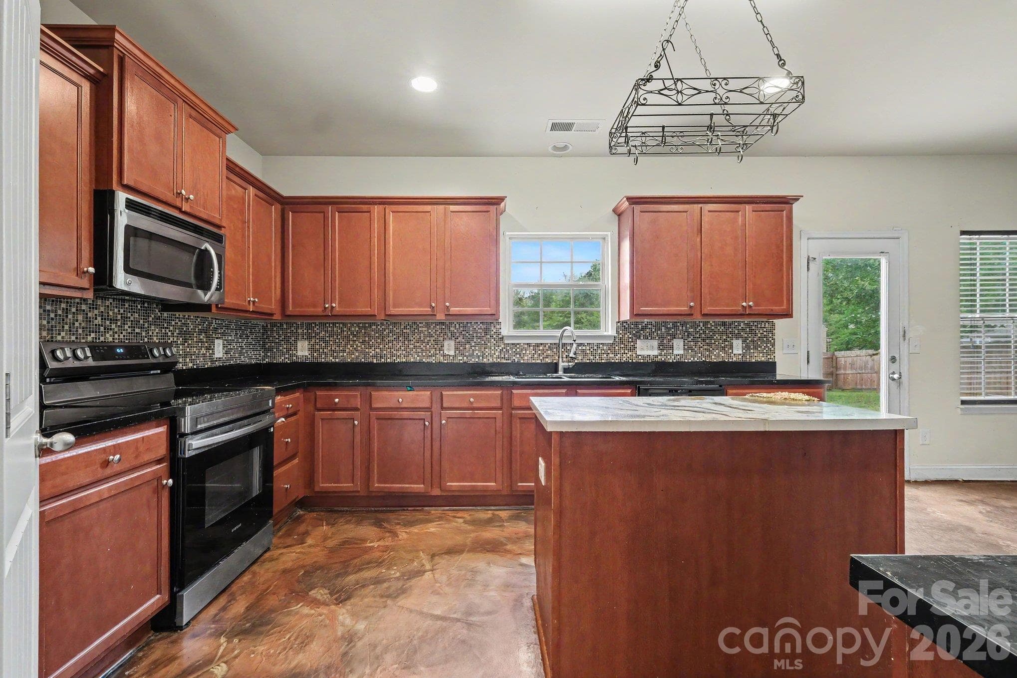 Single Family Residence at 806 Brooke Nicole Place, Charlotte, photo 12 of 34