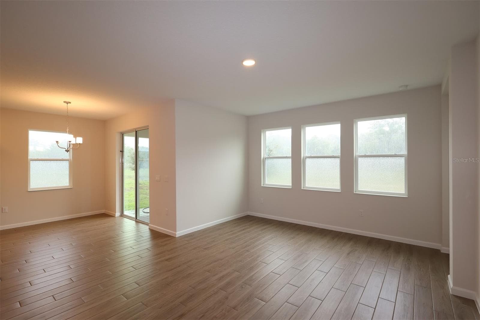 Single Family Residence at 2957 SWEETGRASS LN, ZELLWOOD, photo 18 of 44