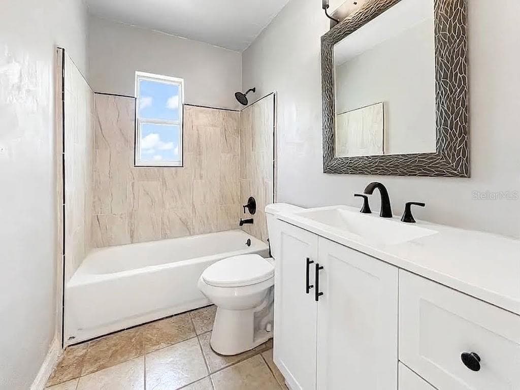 Single Family Residence at 203 5TH AVE NW, RUSKIN, photo 4 of 17