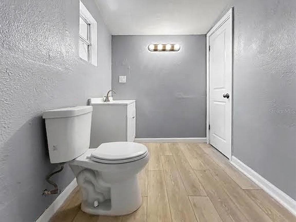 Single Family Residence at 203 5TH AVE NW, RUSKIN, photo 13 of 17