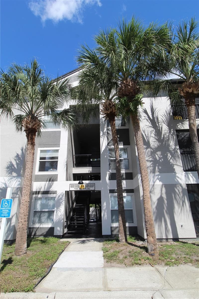Condominium at 7511 SEURAT ST #10106, ORLANDO, photo 2 of 13