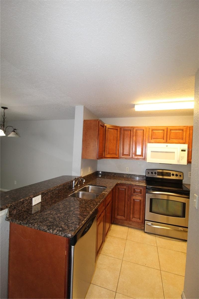 Condominium at 7511 SEURAT ST #10106, ORLANDO, photo 6 of 13
