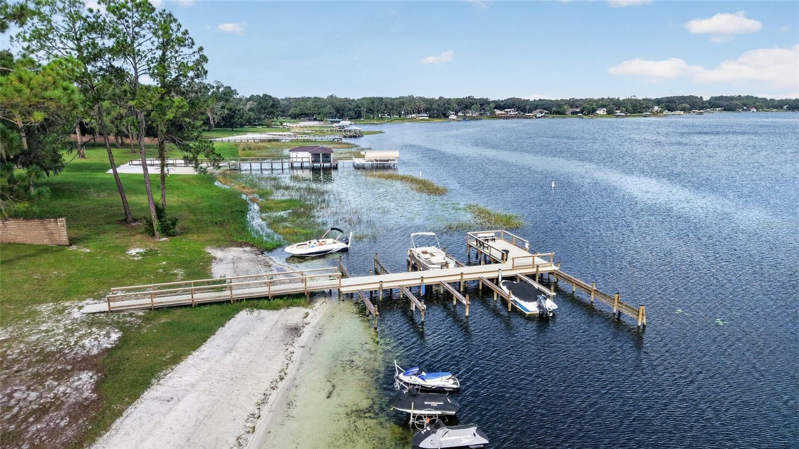 Condominium at 11001 SE SUNSET HARBOR RD #E36, SUMMERFIELD, photo 74 of 78