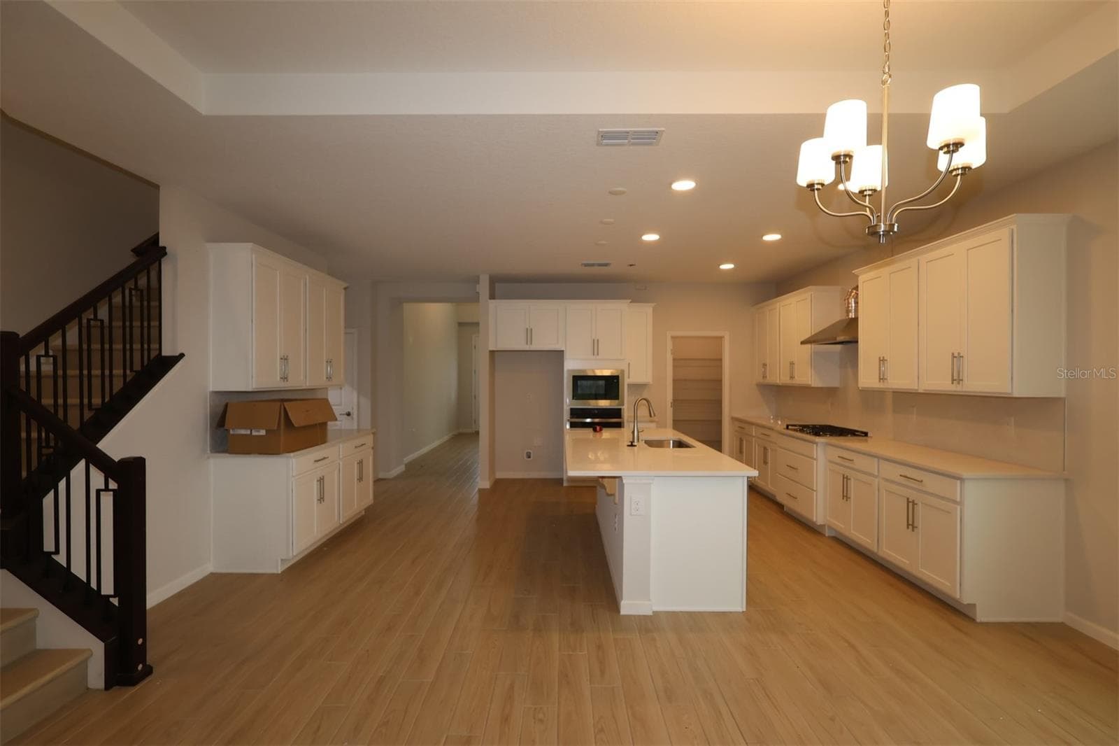 Single Family Residence at 2915 SWEETGRASS LN, ZELLWOOD, photo 6 of 46