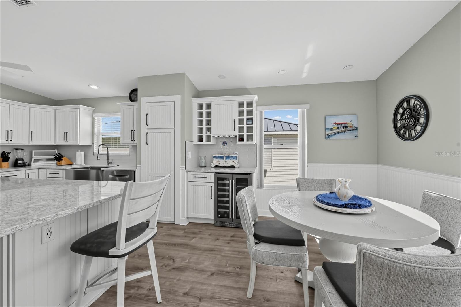 Single Family Residence at 264 S HARBOR DR, HOLMES BEACH, photo 9 of 46